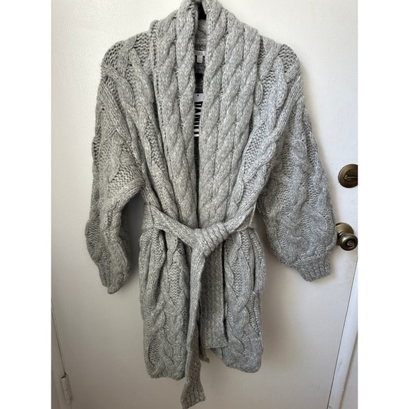 LUNYA Lofty Wool Cable Robe XS/S - Picture 2 of 8